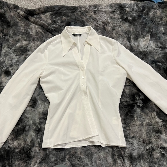 Designer white blouse - Picture 2 of 4